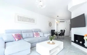 Beach Front Home In Benalmádena With Sauna - Image 4