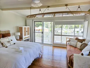 Luxury coastal house, pool, walk to shop & beach - Image 3