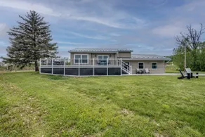 Whispering Vines: rural home set in a vineyard - Image 4