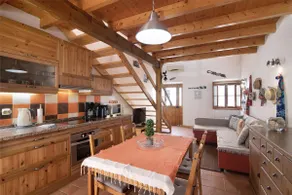 Ana Townhouse - Image 3
