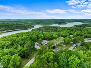 Right up from Cranfield Marina, Lake Norfork - Image 3
