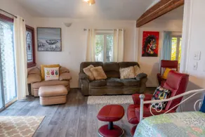 Campau Lake 2 BR| Half Retreat Cottage Hot tub Spa - Image 4