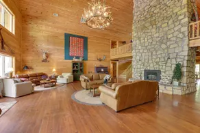 Fraziers Bottom Cabin on 800 Acres of Land w/ Lake - Image 5