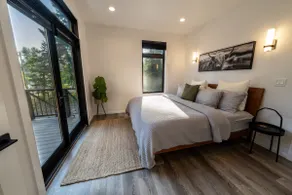 Brand New Modern Home in Stevenson - Image 3