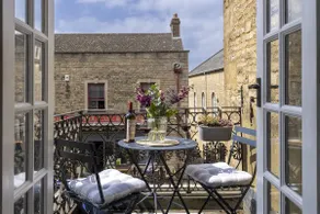 Stylishly presented holiday apartment - Molls Yard - Image 5