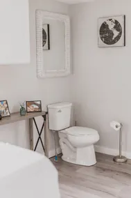 Newly Remodeled— 5 minutes to Local Hospitals - Image 4