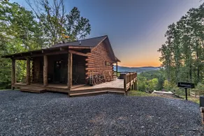 Mountain View Hideaway - Image 3