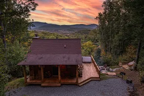 Mountain View Hideaway - Image 4