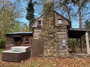The Old Dam Cabin - Image 3