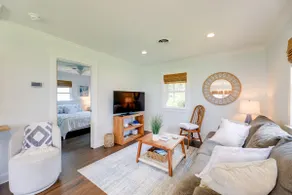 Waterfront Vacation Rental Home on Newport River! - Image 4