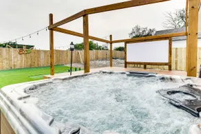 Texas Family Home w/ Hot Tub: 1 Mi to Lake Whitney - Image 2