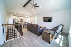Modern Home by College, Medical Center & Stadium - Image 2