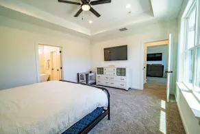 Modern Home by College, Medical Center & Stadium - Image 3