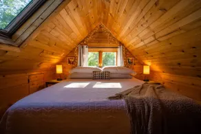 Secluded in the Woods, Hot Tub - Image 4