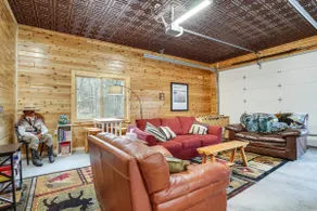 Pet-Friendly Cabin Retreat: Walk to Lake Pepin! - Image 4