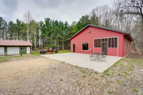 Pet-Friendly Cabin Retreat: Walk to Lake Pepin! - Image 3