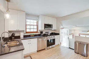 Spacious Minneapolis Home Rental: 8 Mi to Downtown - Image 5