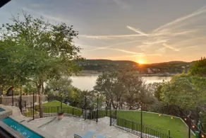 Lake Travis House w/ Private Dock, Pool & Hot Tub! - Image 2