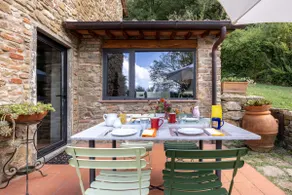 Grande villa entièrement équipée avec barbecue, terrasse et jardin | Vue panoramique - Image 3