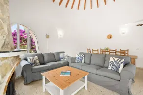 Casa Kintore A beautiful family friendly villa situated in the heart of S’Algar - Image 4