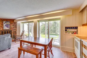 Ski-In/Ski-Out Bromley Mtn Condo: Wood Fireplace! - Image 2