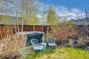 Buena Vista Vacation Home: Hot Tub, Mountain Views - Image 2