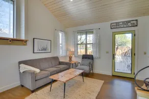 Buena Vista Vacation Home: Hot Tub, Mountain Views - Image 5