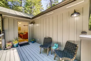 Peaceful Mendocino Cottage Surrounded By Redwoods - Image 2