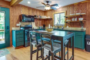 Boat Launch + Screened Porch: Warsaw Cabin Retreat - Image 3
