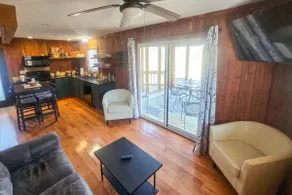Boat Launch + Screened Porch: Warsaw Cabin Retreat - Image 5