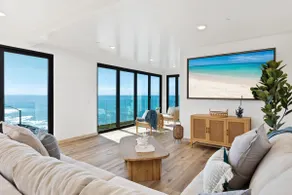 Elegant & Modern Beachfront Condo - 835-5 - Image 4