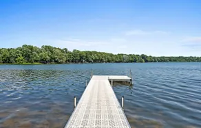 Morningside Vista Lake House-Idyllic Lakefront Home Dog-Friendly - Image 5