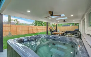 Serene 4 Bed Getaway Hot tub & Fire Pit - Image 4