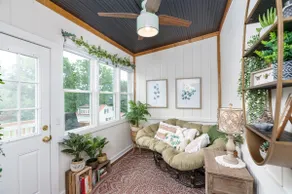 Gypsy Haven: Walk Downtown + Sunroom - Image 2