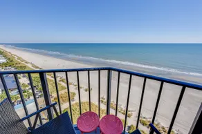 9th Floor Studio, Breathtaking Ocean Front, Pools! - Image 4