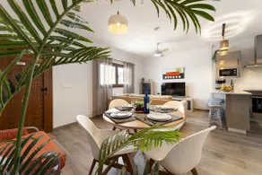 La Graciosita · Coastal Escape by Bayside - Image 3