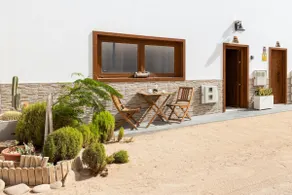 La Graciosita · Coastal Escape by Bayside - Image 2