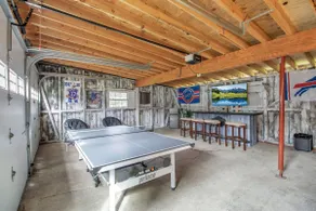 Walk to Bills Stadium | Ping Pong / Darts | K Bed - Image 3