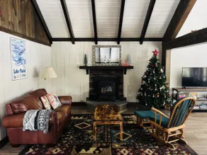 Updated Chalet. Minutes from Mt, Lakes and Golf. - Image 3