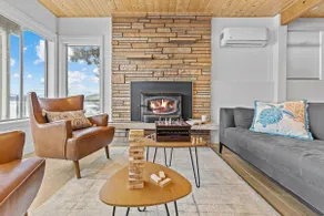 Vashon Waterfront Getaway: Pet & Family Friendly! - Image 4