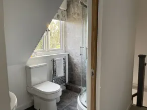 QUARTZ - 2BR apart, with Garden NR Abbey Stadium - Image 3