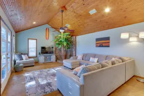Serene Pensacola Vacation Rental w/ Gas Grill - Image 3