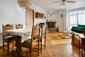 Tourist accommodation Calle Mayor Jaca, 3 bedrooms. - Image 3