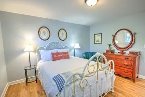 Charming Family Gem ~ Close to State Street ~ Pkg! - Image 2