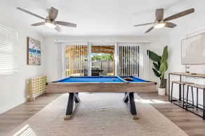 10 min 2 beach Hot Tub Pool Table FirePit Sleeps 8 - Image 2