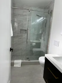 Dimond Abode #1 Modern 2BR/2BA with EV Charger - Image 5
