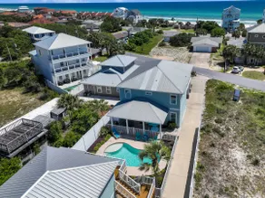 5 Bed, 5 Bath Beach Home/Only a 3 Minute Walk To The Beach! SLEEPS 12 - Image 2