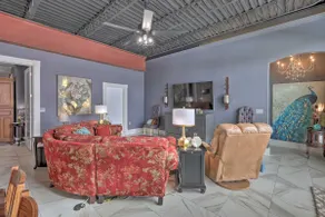 Regal River Retreat in the Heart of Yankton! - Image 4