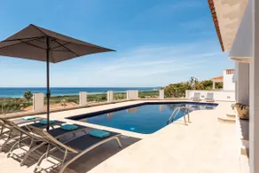 V50| Villa with a beautiful view - Image 2