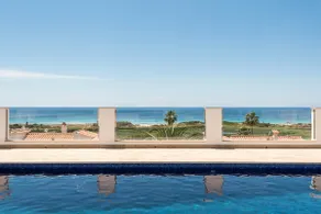 V50| Villa with a beautiful view - Image 3